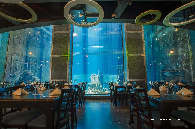 Ristorante sotto acqua Cargo Hold Restaurant- SudAfrica