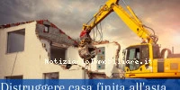 Distruggere Casa Per...