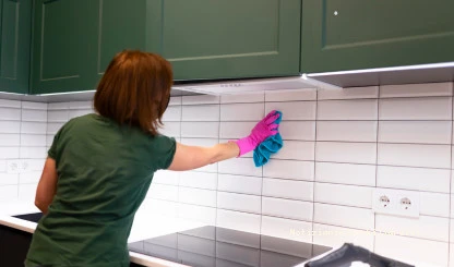 Pulire le piastrelle della cucina? Almeno una soluzione non la sai!