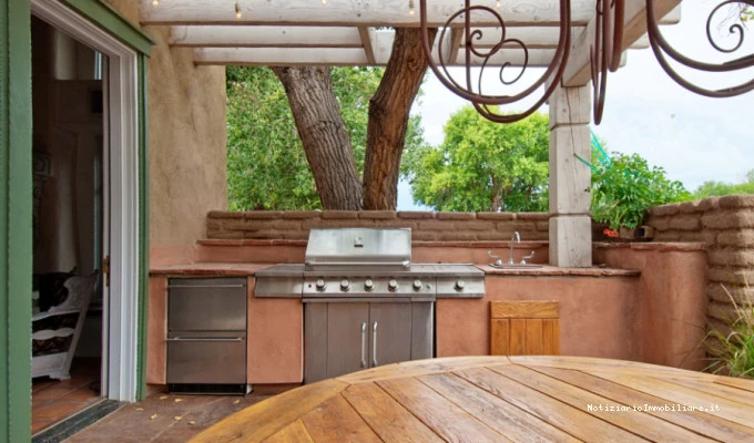 Cucine da esterni: soluzioni, prezzi e idee per giardino e terrazzo
